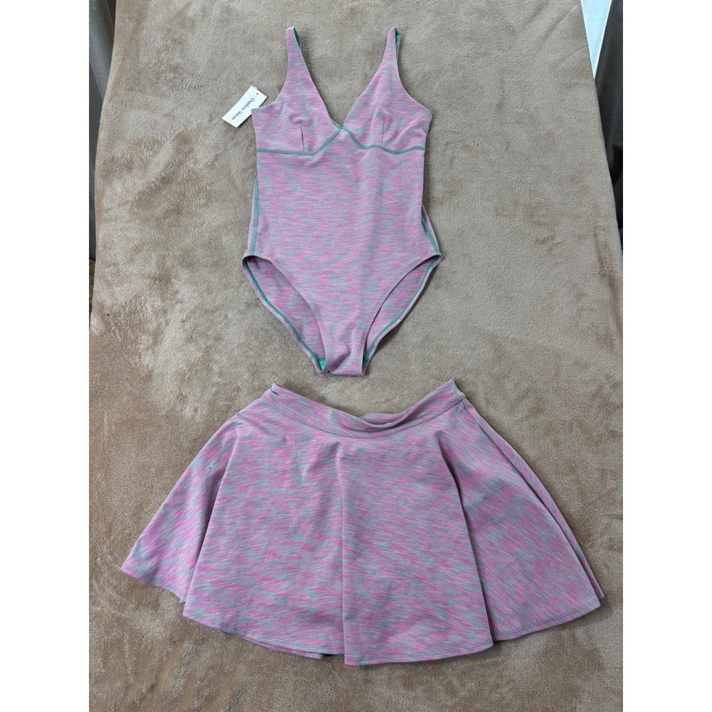 Outdoor Voices flow leotard skort set medium watermelon sugar green pink NEW